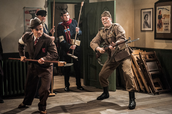 James Beck (KEVIN BISHOP), John Laurie (RALPH RIACH), Ian Lavender (KIERAN HODGSON), Clive Dunn (MARK HEAP) in We're Doomed! The Dad's Army Story
