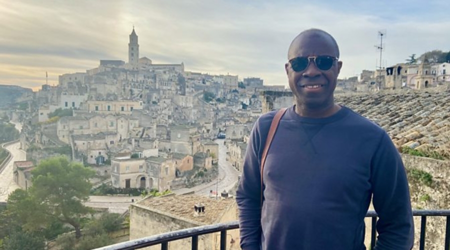 Hørehæmmet Bule Northern Clive Myrie to hit the road in Italy for new BBC travel series | Royal  Television Society