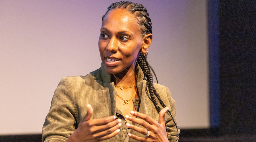 Nima Elbagir gives a masterclass in journalism