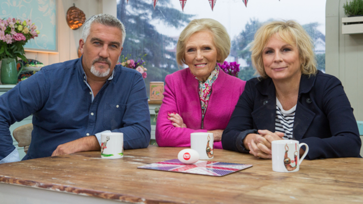 BBC, Bake Off, Sports relief, Mary Berry, Paul Hollywood, Jennifer Saunders