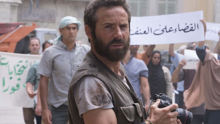 Lee Berger (Alessandro Nivola) (Credit: Channel 4)