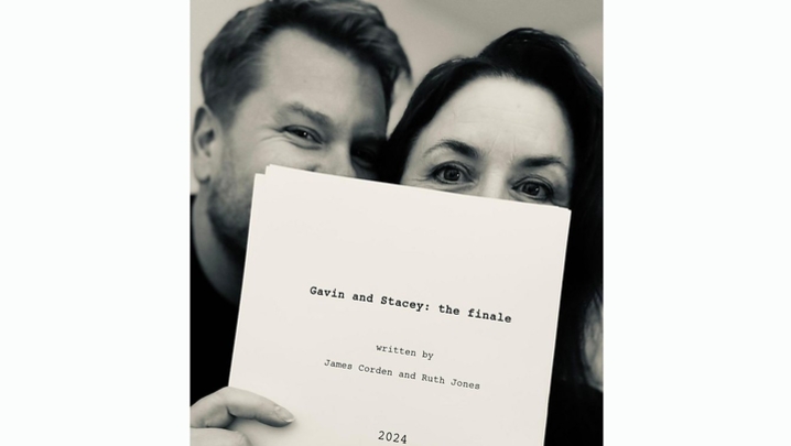 James Corden and Ruth Jones hold up the script for the finale of Gavin and Stacey